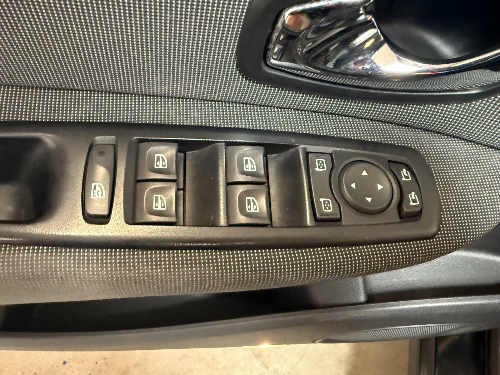 Sort Renault Grand Scenic III fra 2011