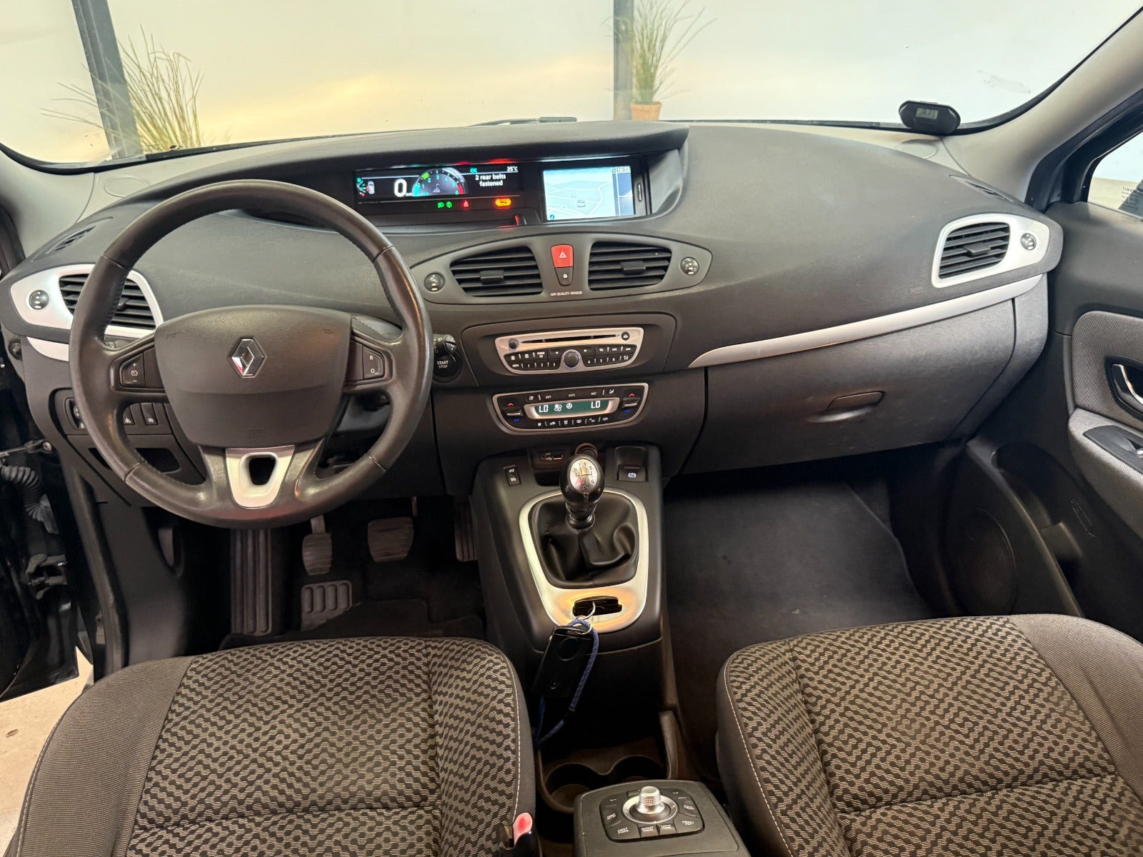 Sort Renault Grand Scenic III fra 2011