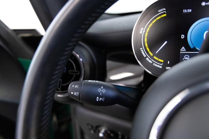 Grøn Mini Cooper SE fra 2023