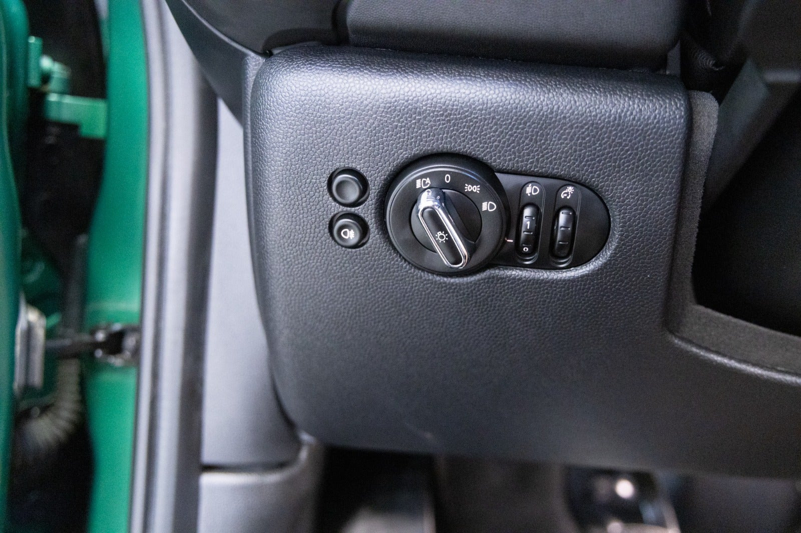 Grøn Mini Cooper SE fra 2023
