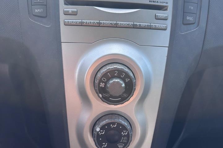 undefined Toyota Yaris fra 2006