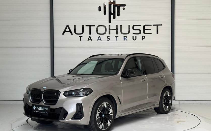 BMW iX3 Charged Plus M-Sport