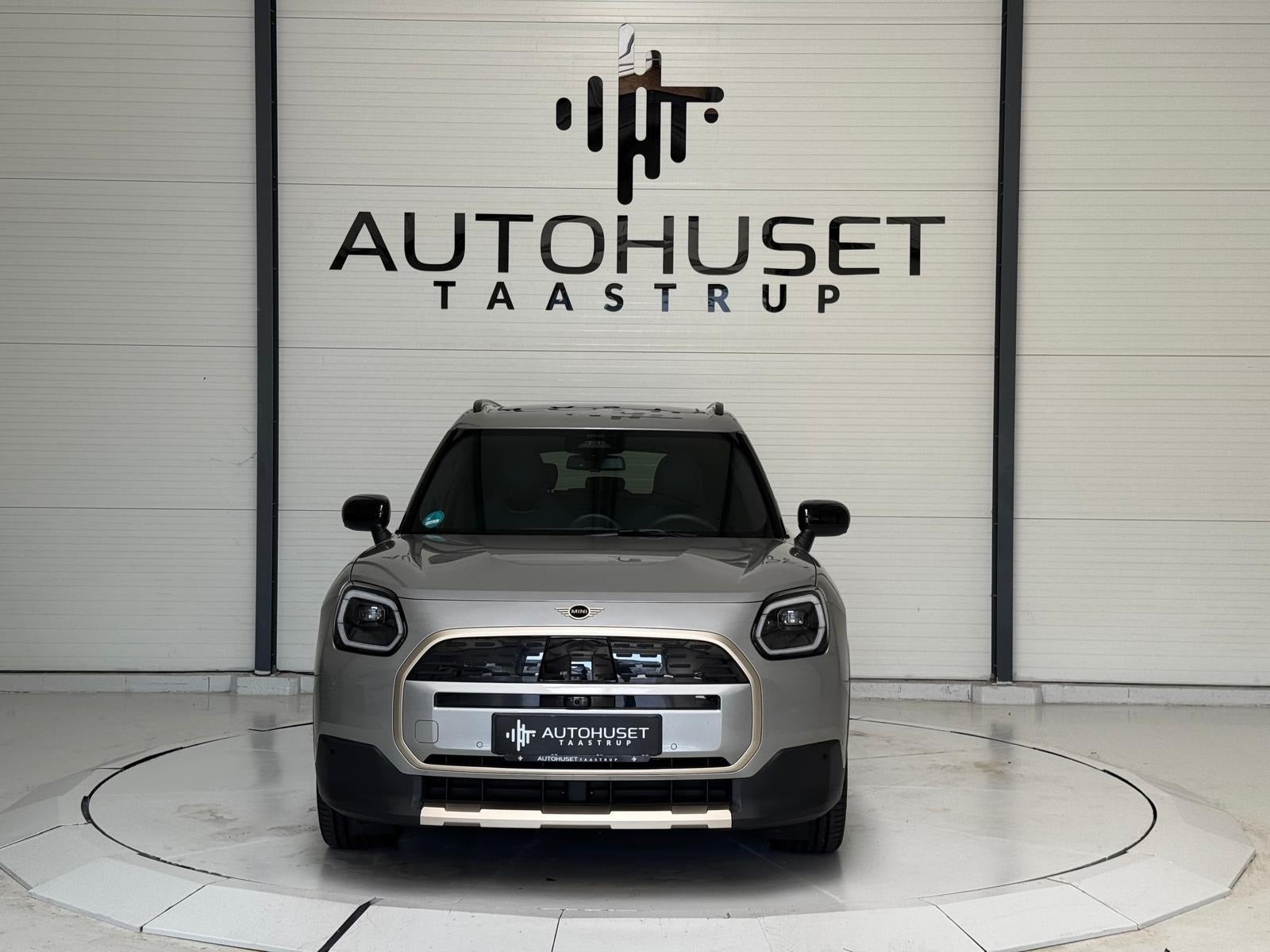 Sølv Mini Countryman E fra 2024