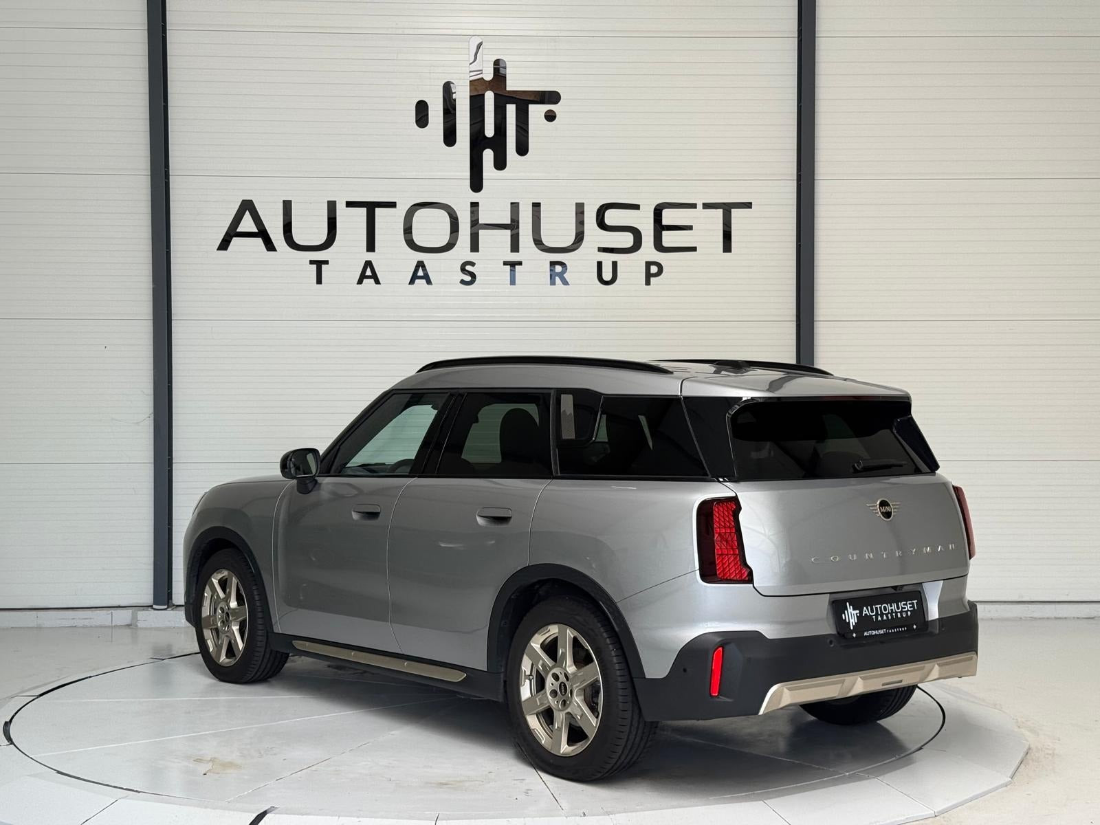 Sølv Mini Countryman E fra 2024