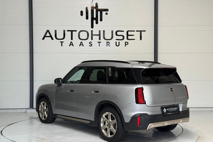 Sølv Mini Countryman E fra 2024