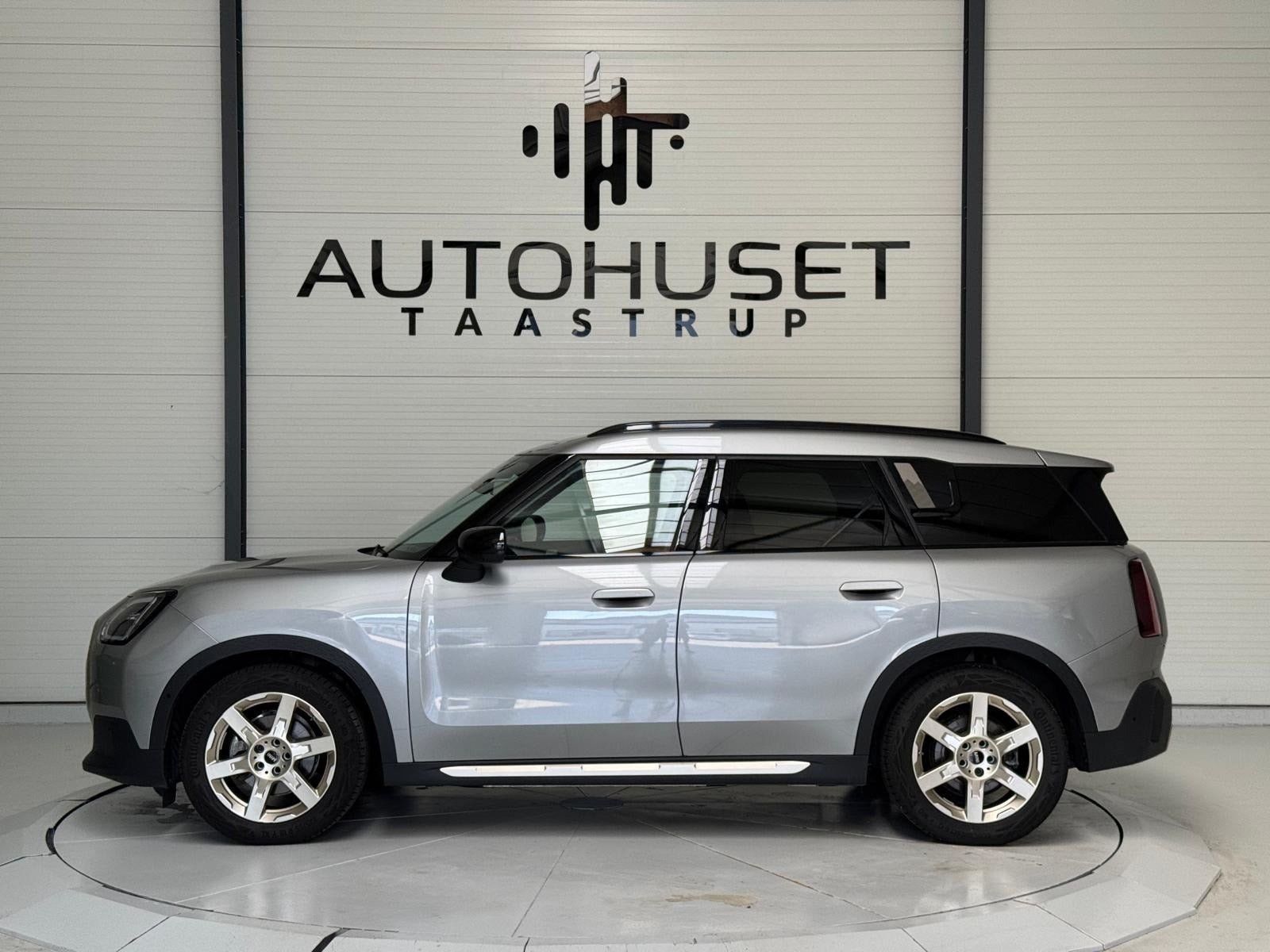 Sølv Mini Countryman E fra 2024