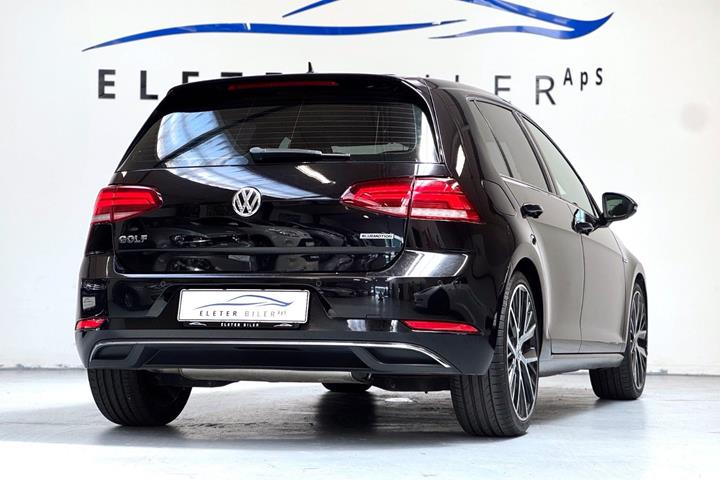 Sort VW Golf VII fra 2018