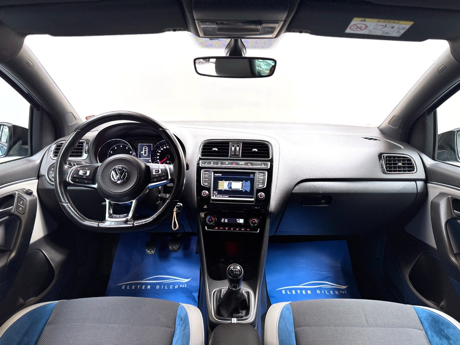 Sort VW Polo fra 2017