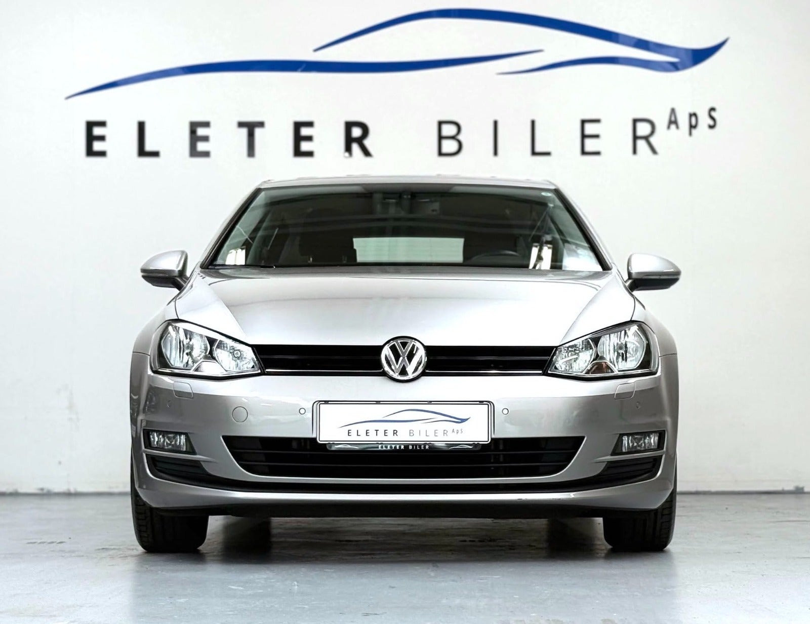 Sølv VW Golf VII fra 2014