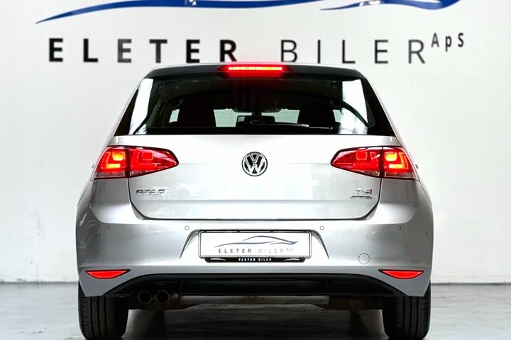 Sølv VW Golf VII fra 2014