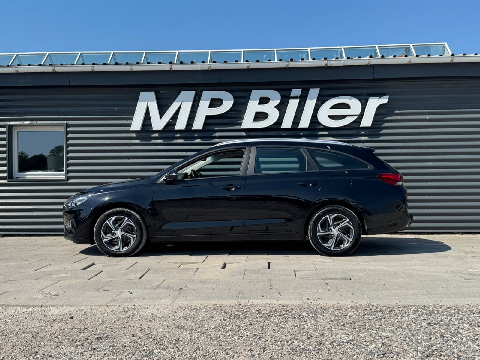 Sort Hyundai i30 fra 2023