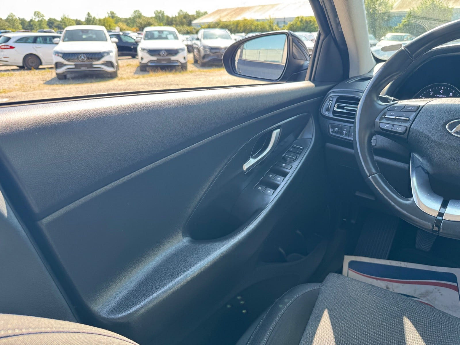 Sort Hyundai i30 fra 2023