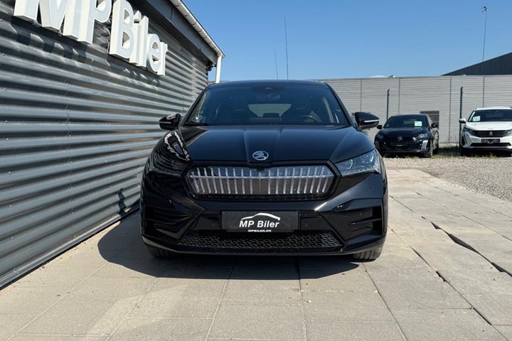 Grøn Skoda Enyaq fra 2023