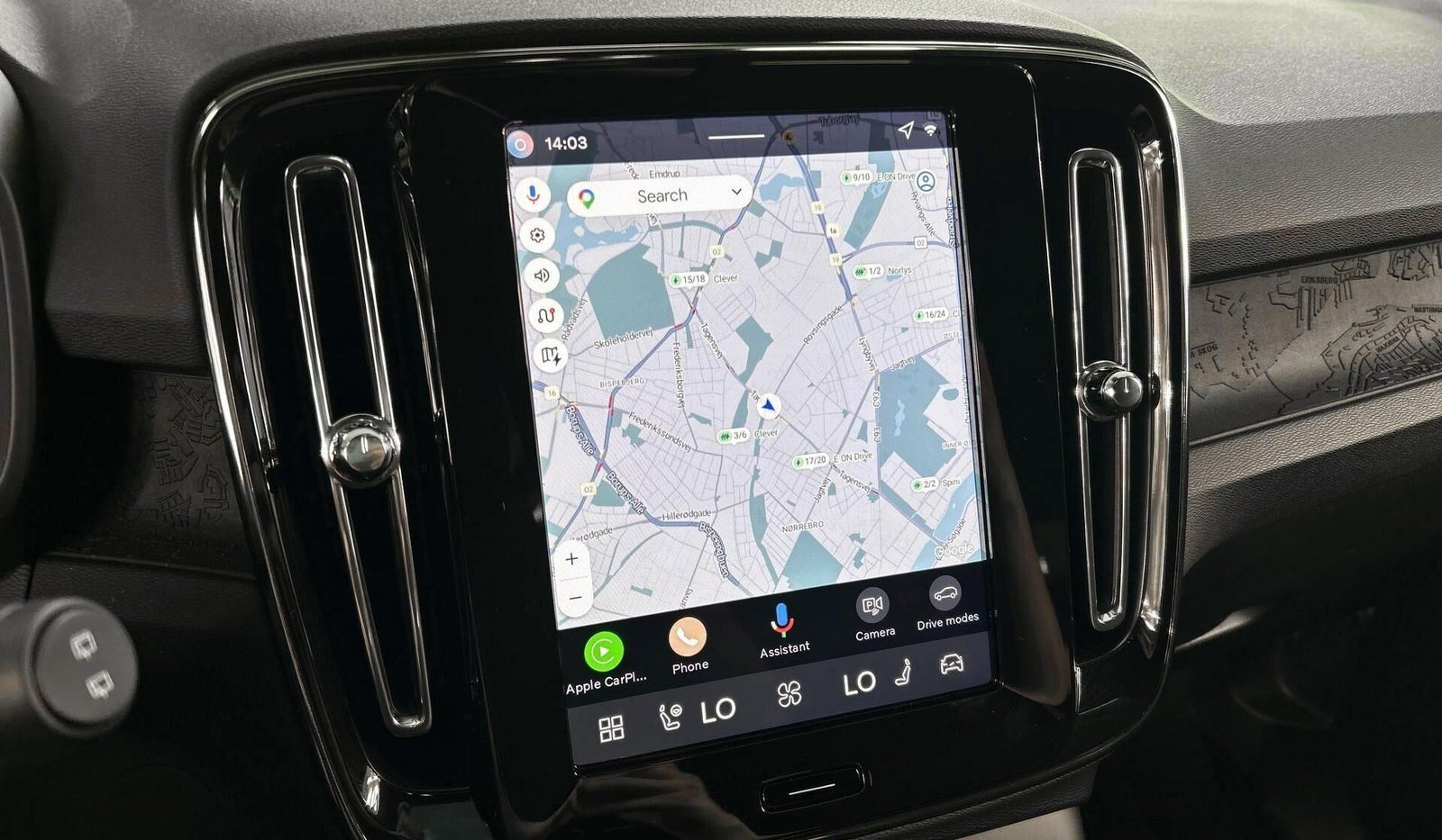 Grå Volvo EX40 fra 2026