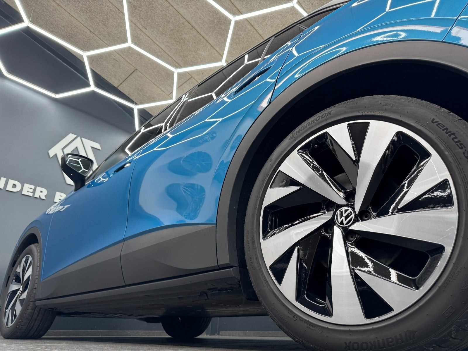 Blå VW ID.4 fra 2025