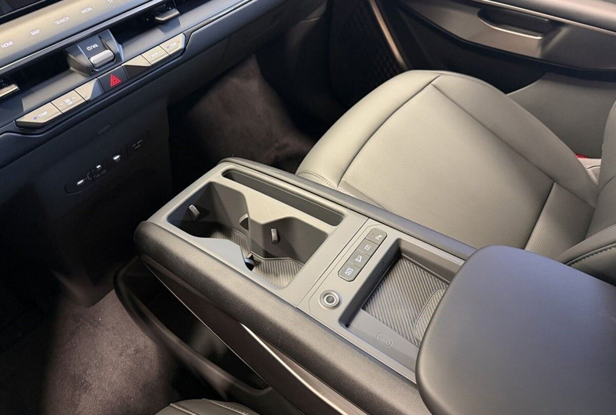 Hvid Kia EV9 fra 2026