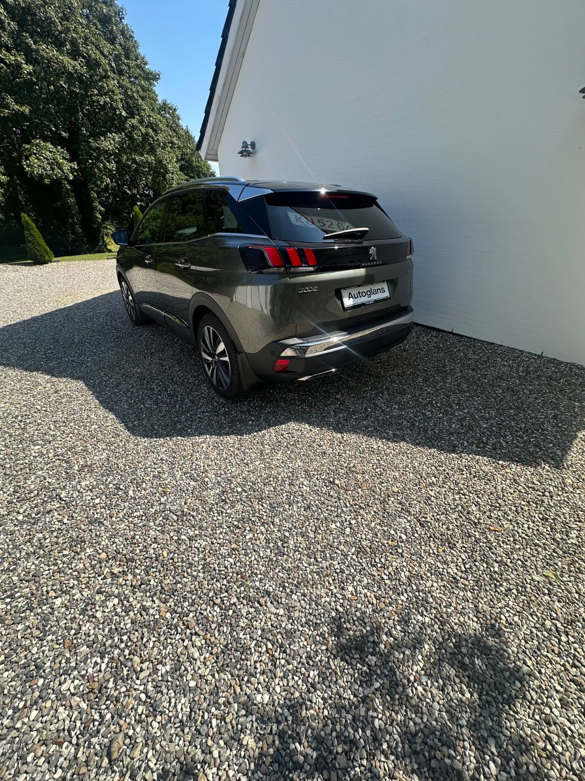 Grå Peugeot 3008 fra 2019