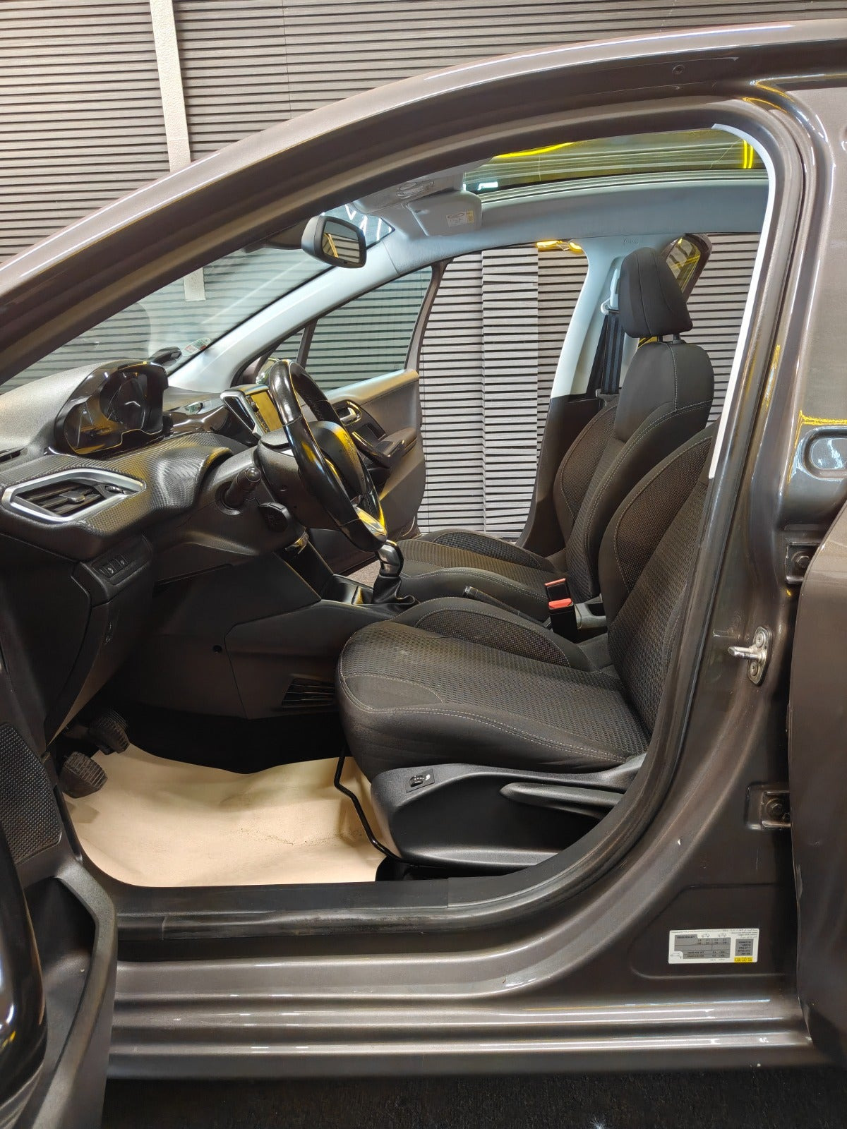 undefined Peugeot 208 fra 2019