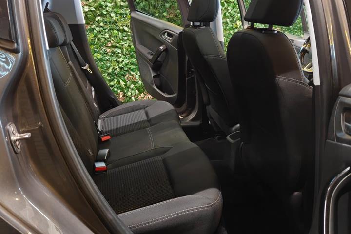 undefined Peugeot 208 fra 2019