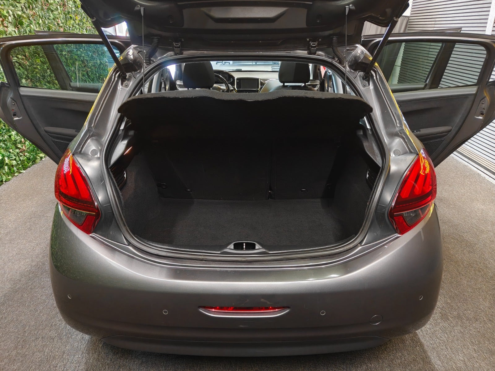 undefined Peugeot 208 fra 2019