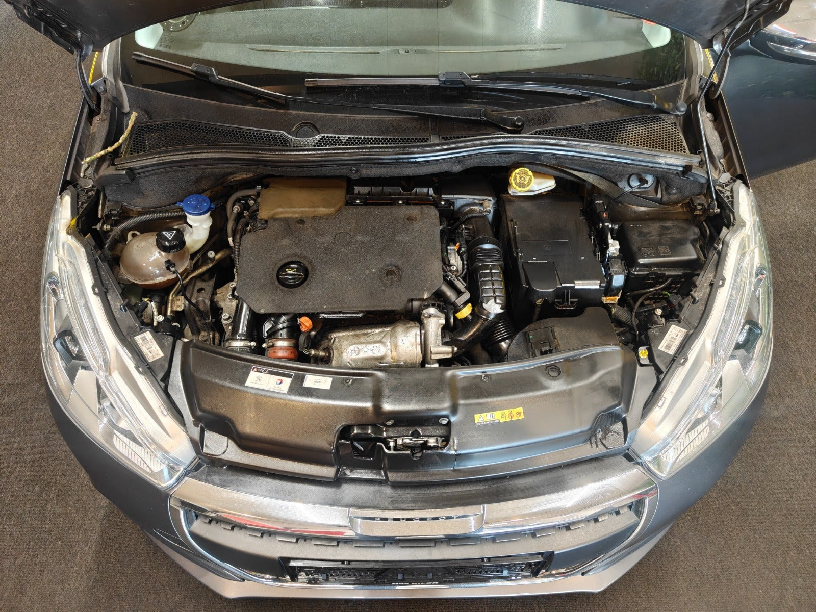 undefined Peugeot 208 fra 2019