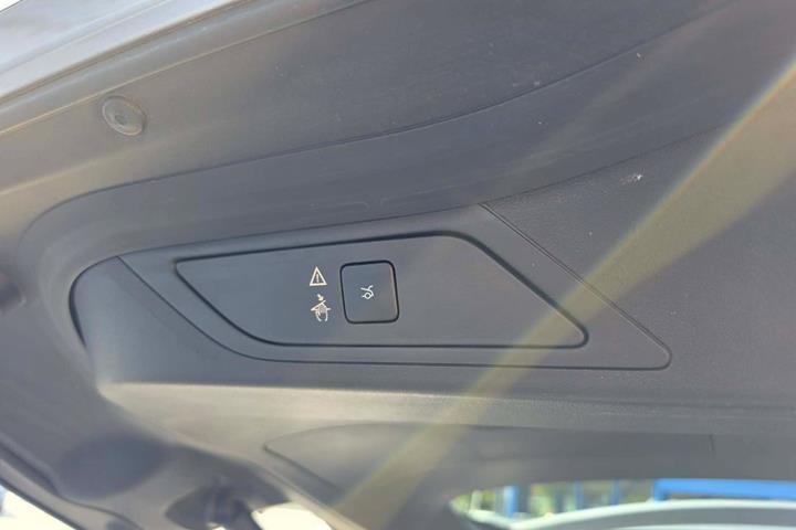 Grå Citroën Grand C4 SpaceTourer fra 2020