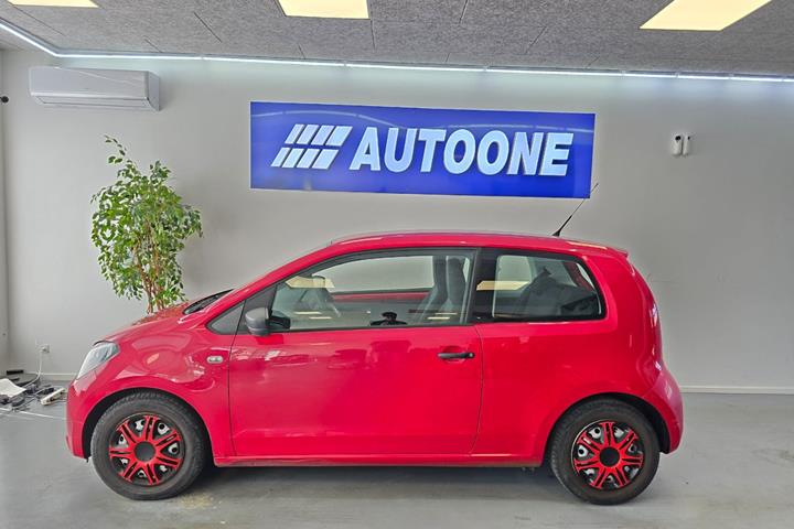 Rød Seat Mii fra 2013