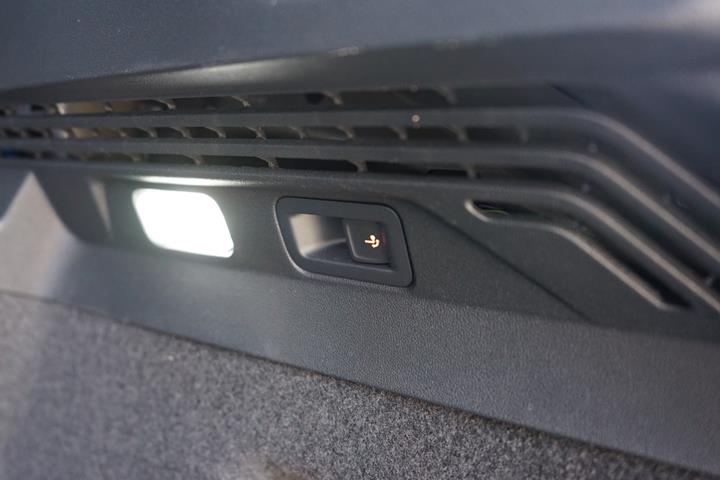 Sølv VW ID.4 fra 2026