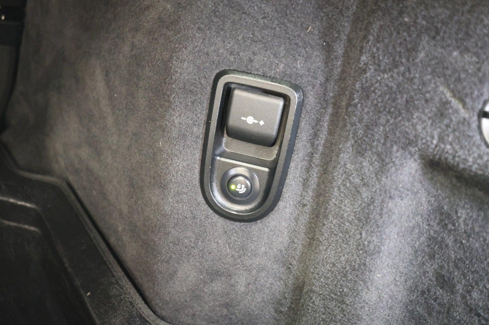 Sort BMW 530e fra 2022