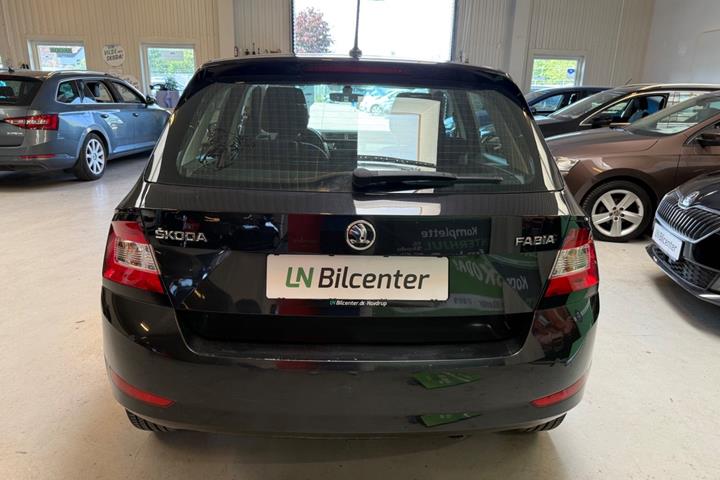 Sort Skoda Fabia fra 2020