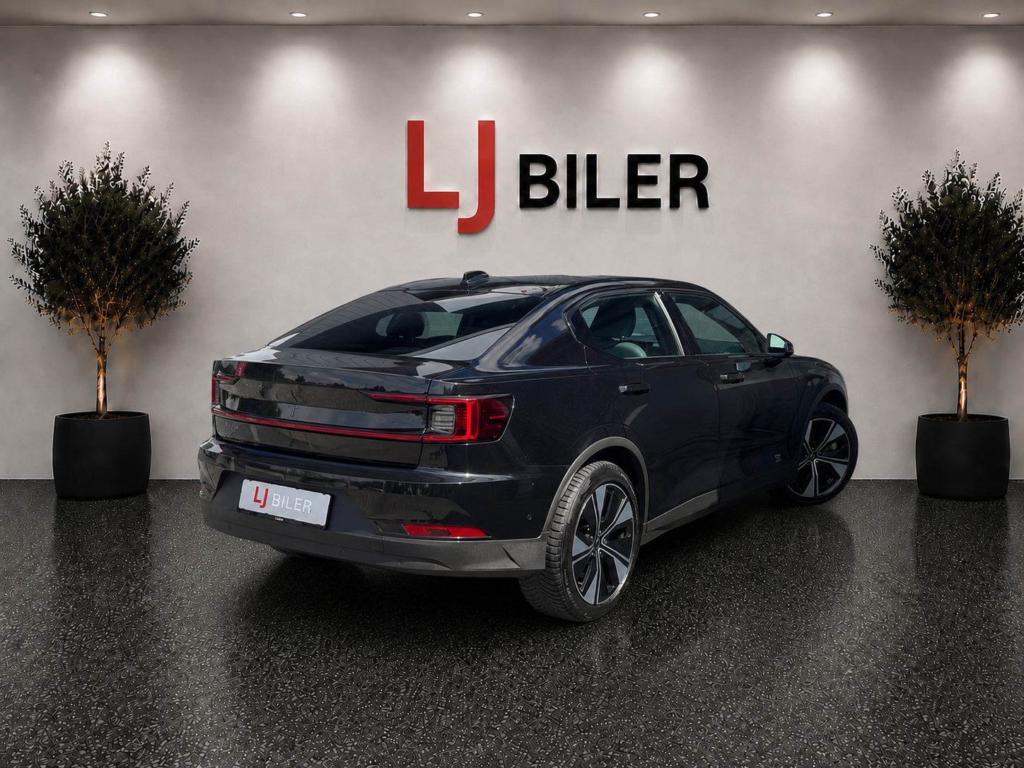 Sort Polestar 2 fra 2023