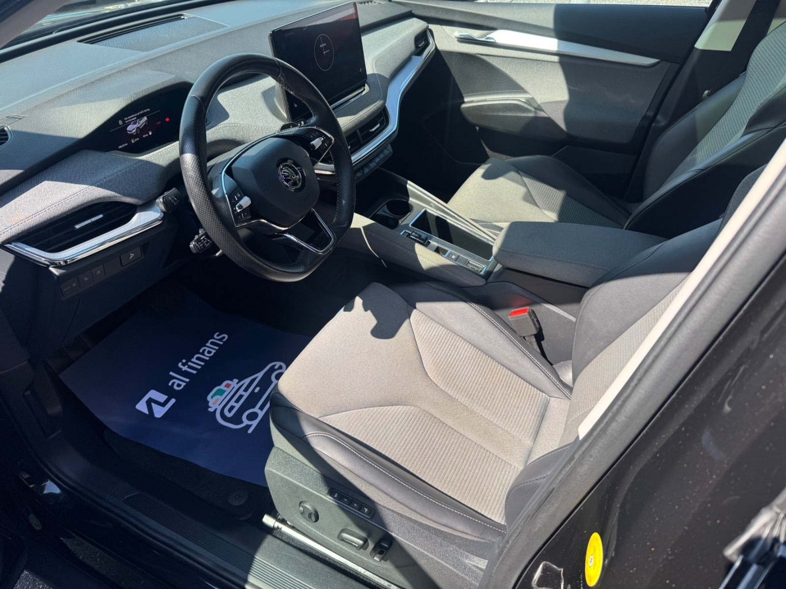 Sort Skoda Enyaq fra 2022