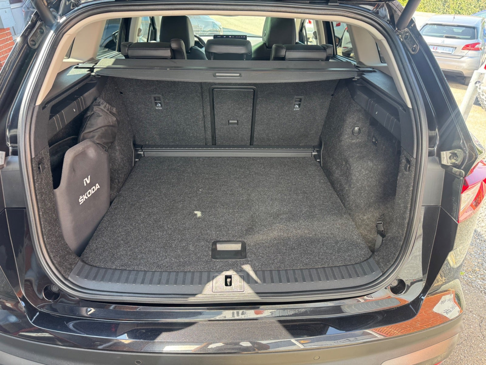 Sort Skoda Enyaq fra 2022