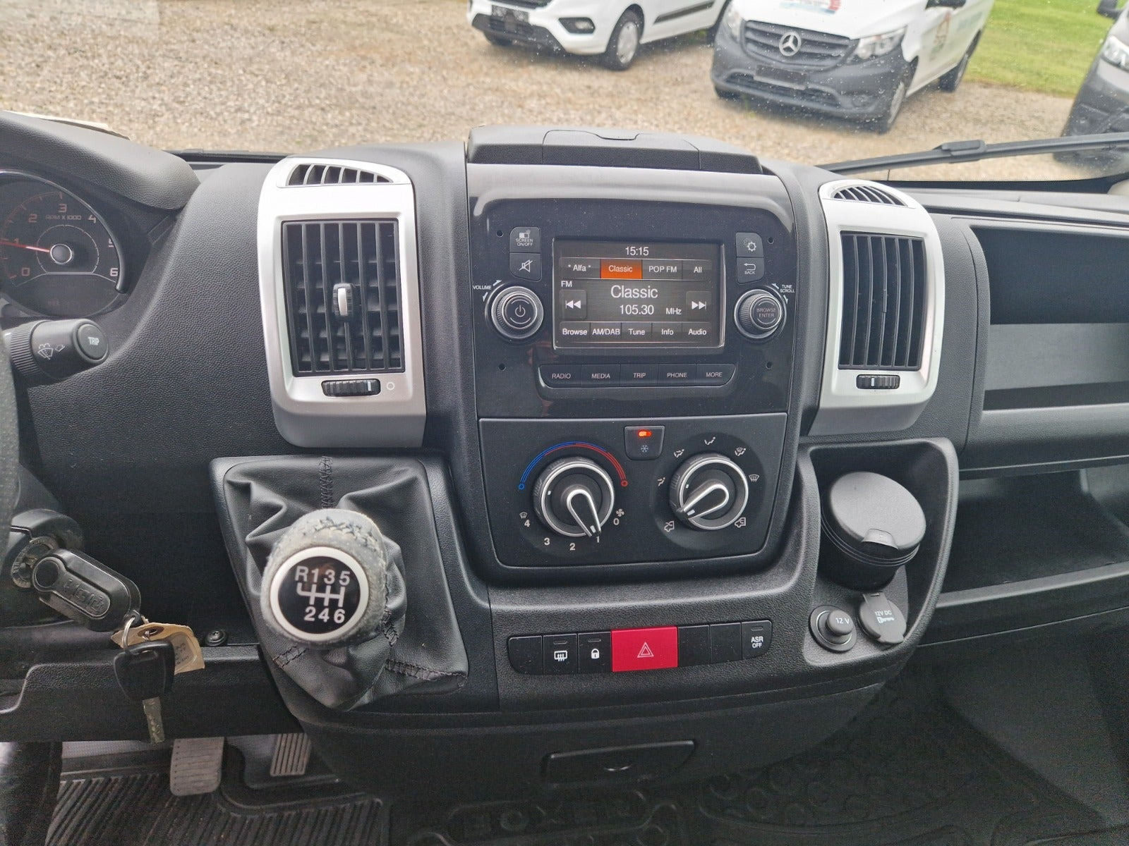 undefined Peugeot Boxer 333 fra 2022