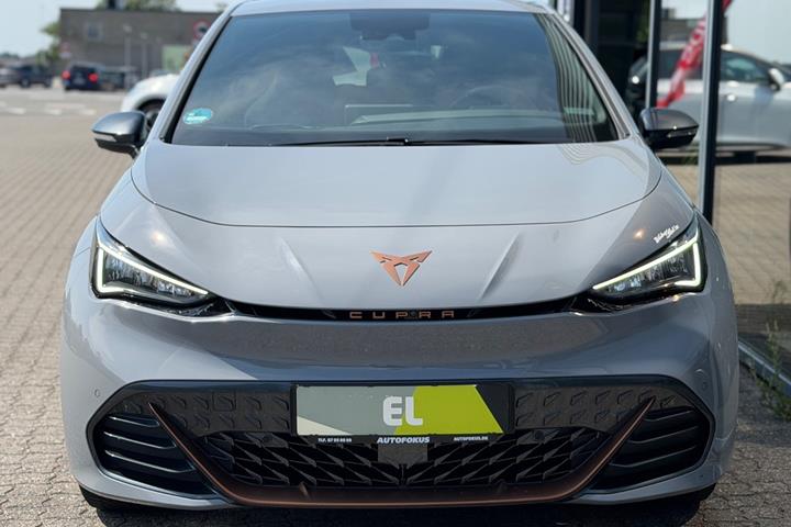 Grå Cupra Born fra 2024