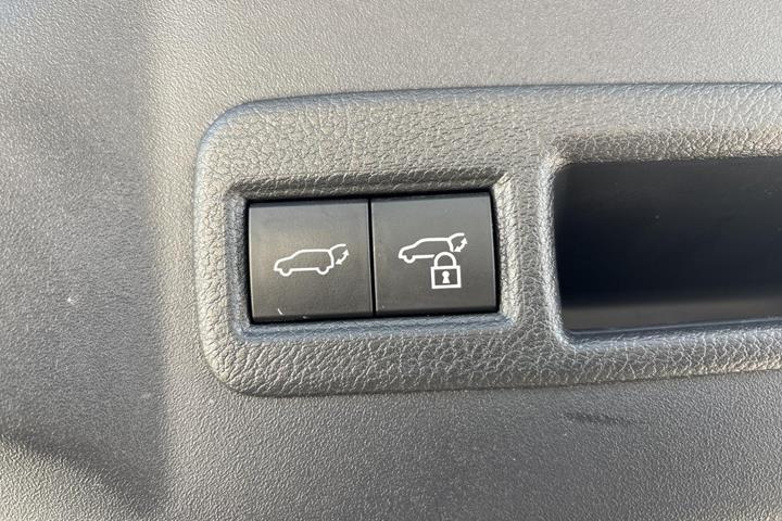 undefined Subaru Solterra fra 2025