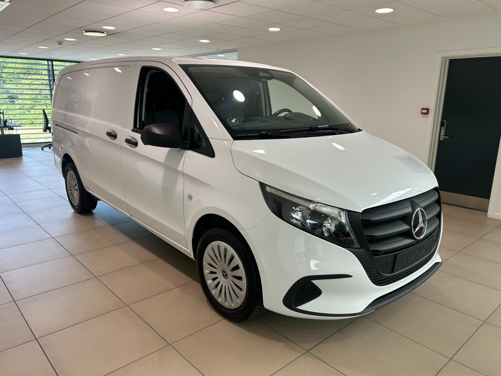 Mercedes Vito 114 2,0 CDi A2 Kassevogn PRO aut. RWD