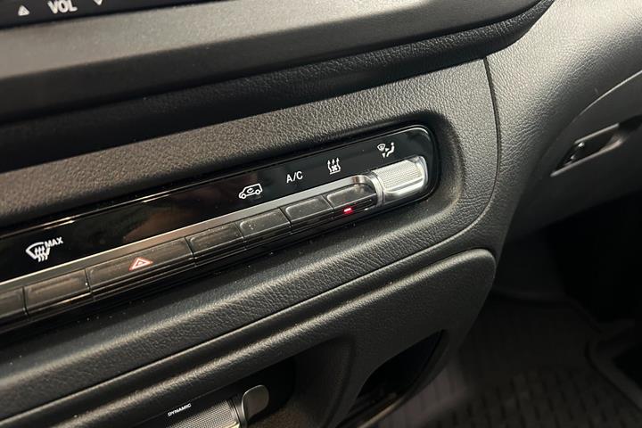 undefined Mercedes Vito 114 fra 2024