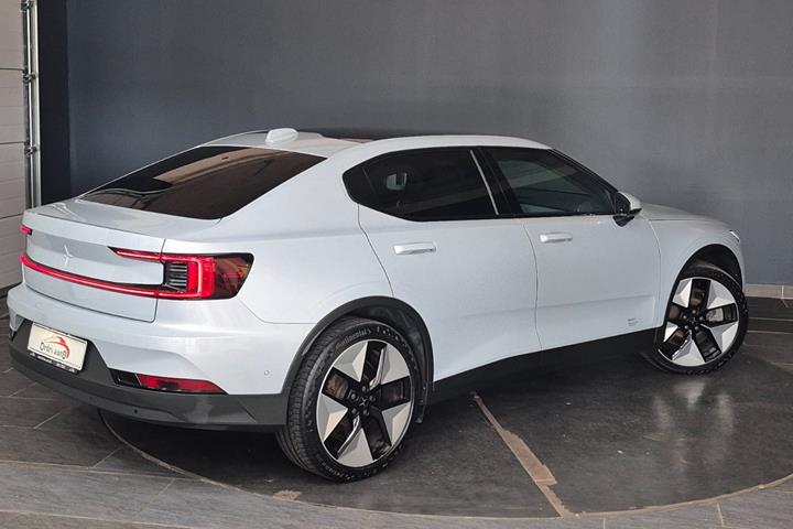 Hvid Polestar 2 fra 2022