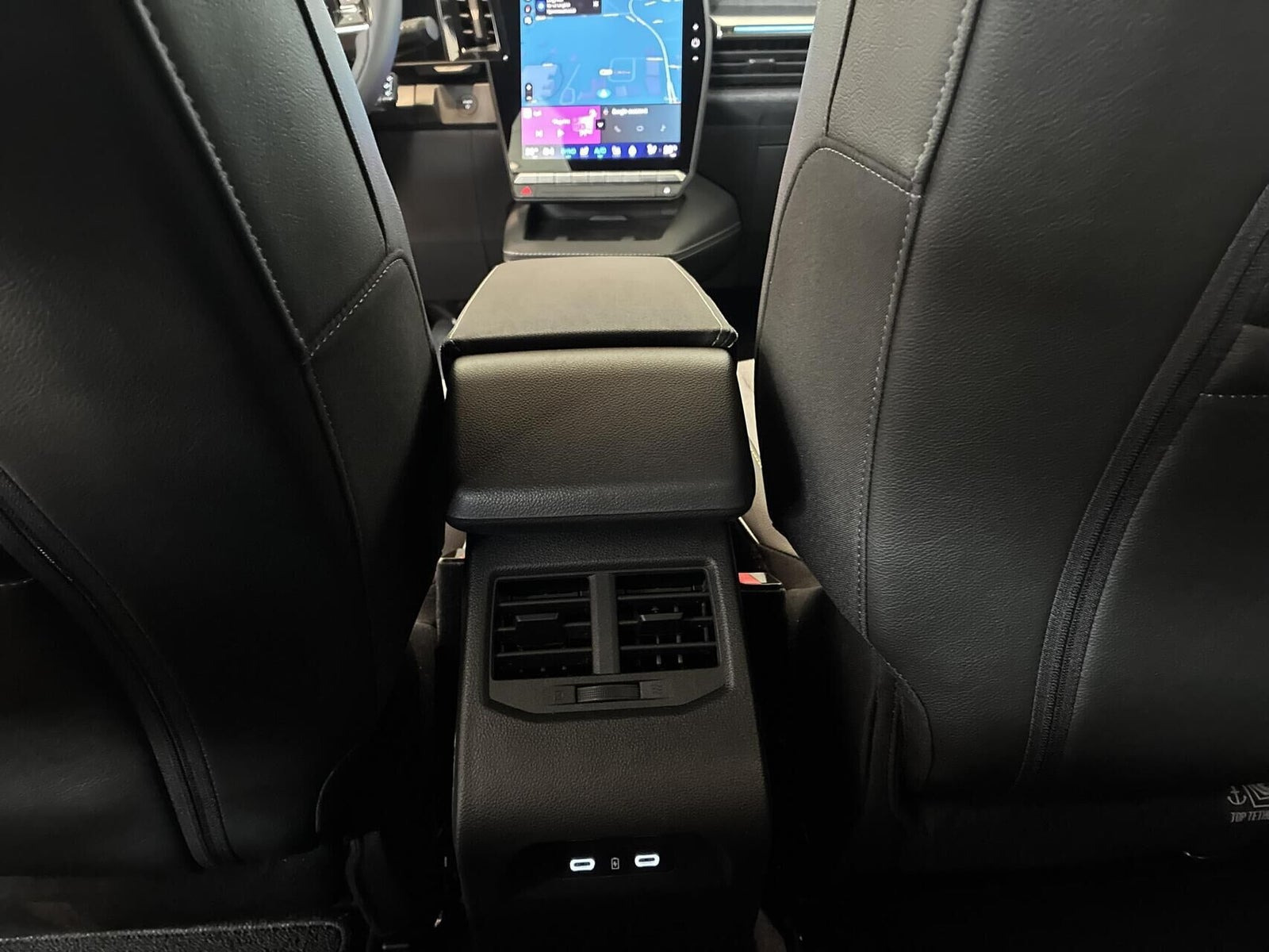 Hvid Renault Megane E-Tech fra 2025