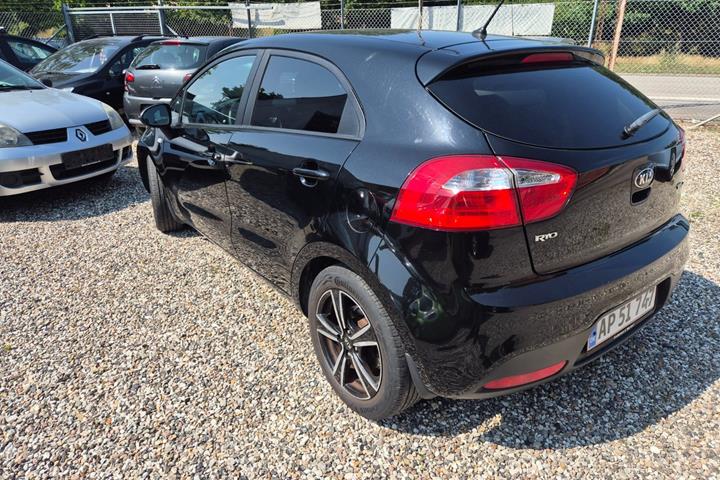undefined Kia Rio fra 2014
