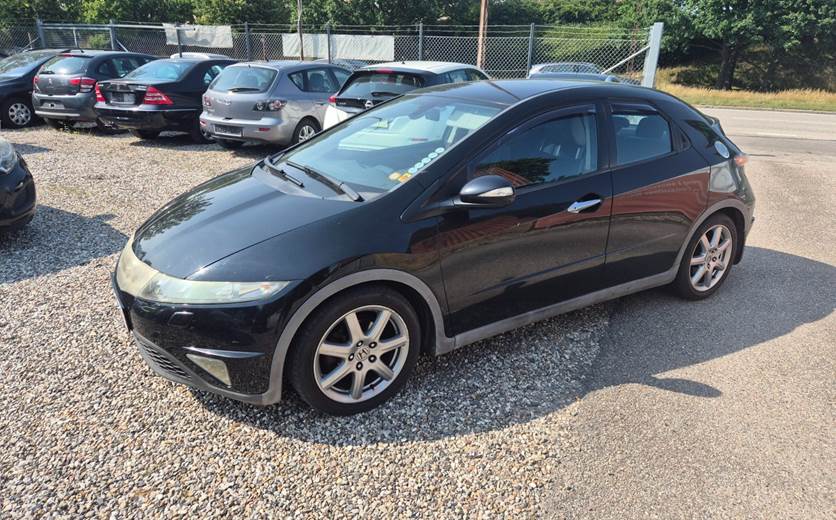 Honda Civic 1,8 Sport