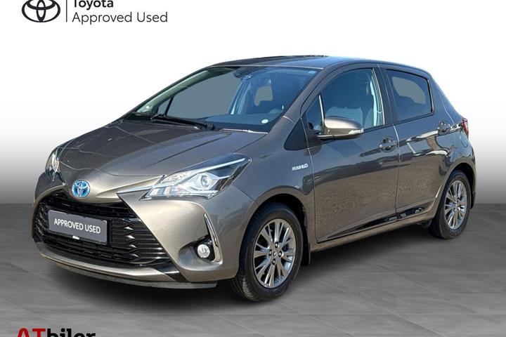 Bronze Toyota Yaris fra 2018