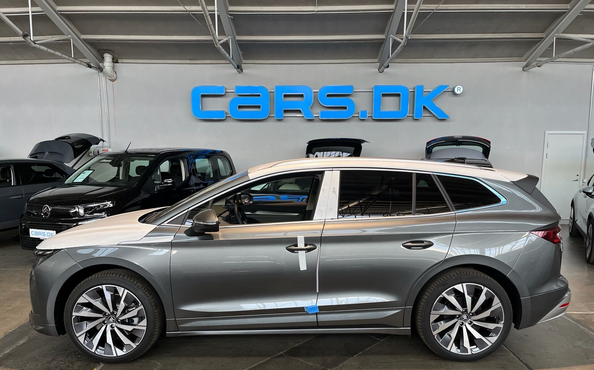 Grå Skoda Enyaq fra 2026