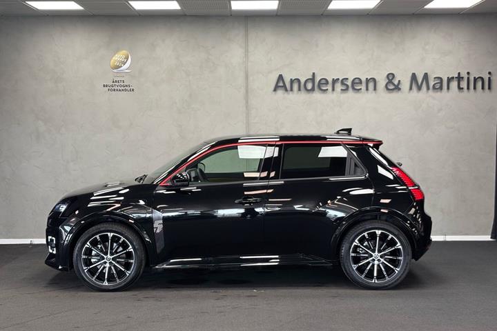 Sort Renault R5 fra 2026