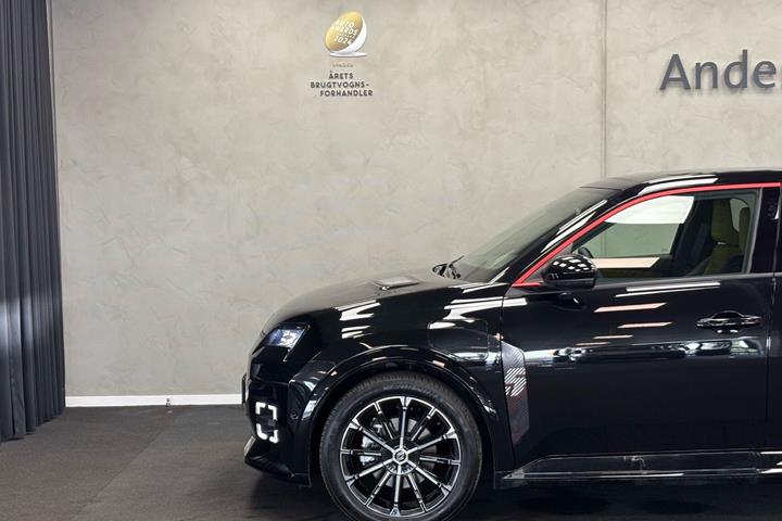 Sort Renault R5 fra 2026