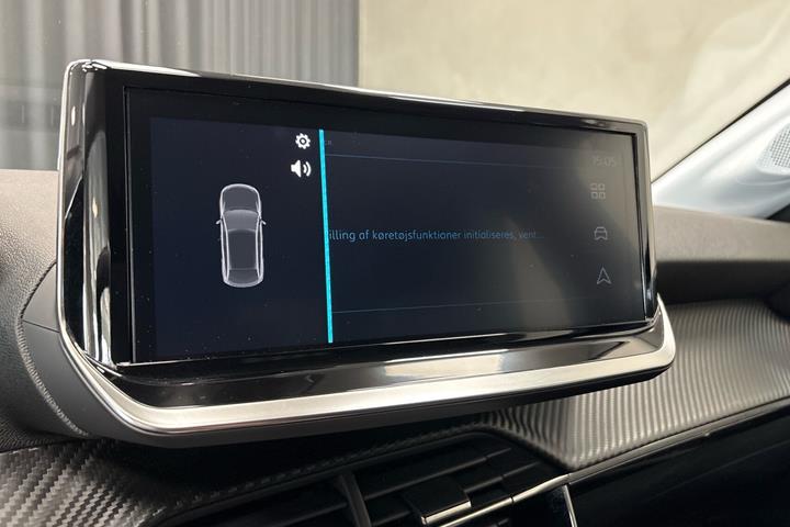 Sort Peugeot e-208 fra 2025