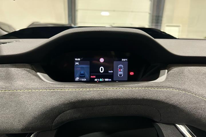 Sort Skoda Enyaq fra 2024