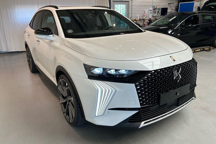 Hvid DS DS7 Crossback fra 2023