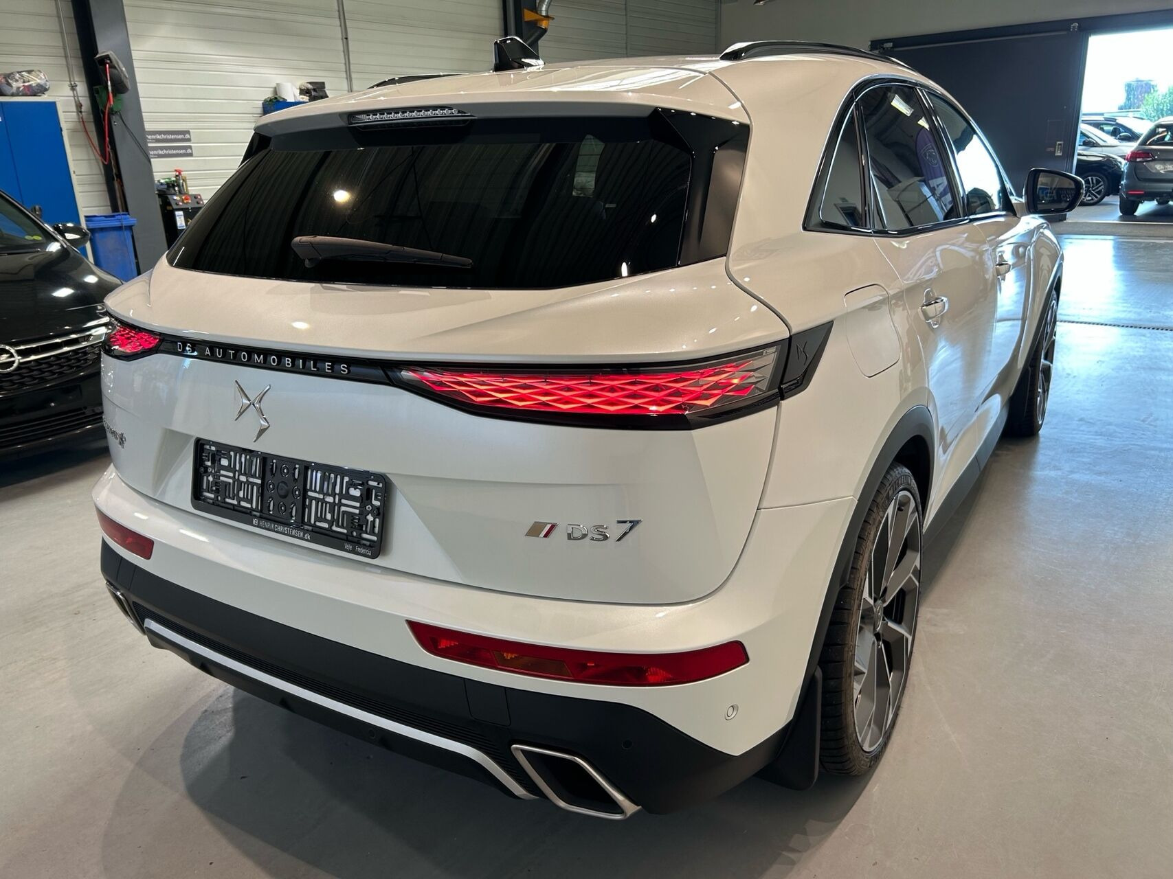 Hvid DS DS7 Crossback fra 2023